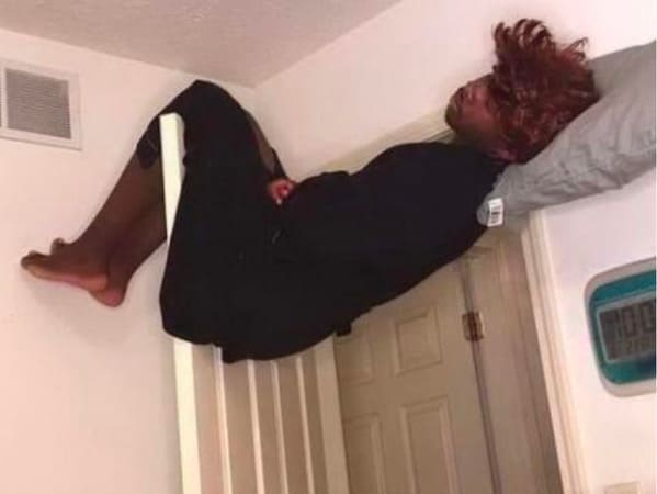 Kalau Nggak Dijaga, Pikiranmu Bisa Traveling Lihat 4 Foto Ini